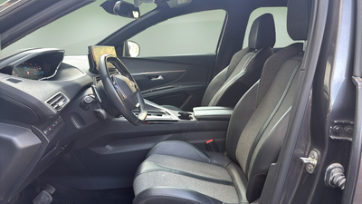 Peugeot 3008 Hybrid 225 Allure Pack e-EAT8 165 kW (225 CV) 9 Peugeot 3008 Hybrid 225 Allure Pack e-EAT8 165 kW (225 CV) 9