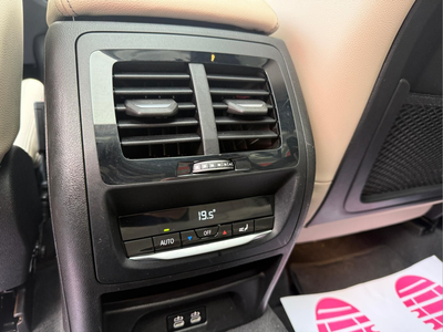 BMW X3 xDrive20d xLine 140 kW (190 CV) 28 BMW X3 xDrive20d xLine 140 kW (190 CV) 28