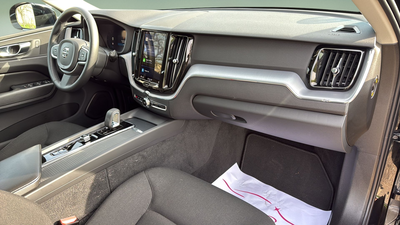 Volvo XC60 T6 Recharge Inscription Expression AWD Auto 250 kW (340 CV) 17 Volvo XC60 T6 Recharge Inscription Expression AWD Auto 250 kW (340 CV) 17