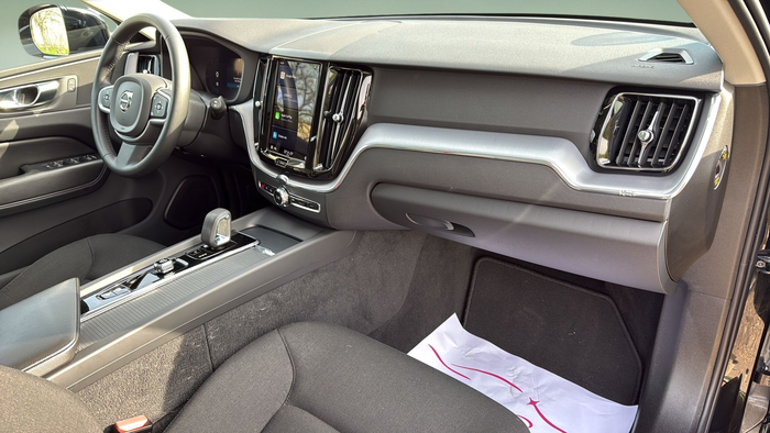 Volvo XC60 T6 Recharge Inscription Expression AWD Auto 250 kW (340 CV) Vehículo usado en Madrid Volvo XC60 T6 Recharge Inscription Expression AWD Auto 250 kW (340 CV) Vehículo usado en Madrid