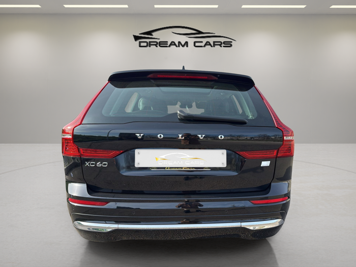 Volvo XC60 T6 Recharge Inscription Expression AWD Auto 250 kW (340 CV) Vehículo usado en Madrid Volvo XC60 T6 Recharge Inscription Expression AWD Auto 250 kW (340 CV) Vehículo usado en Madrid