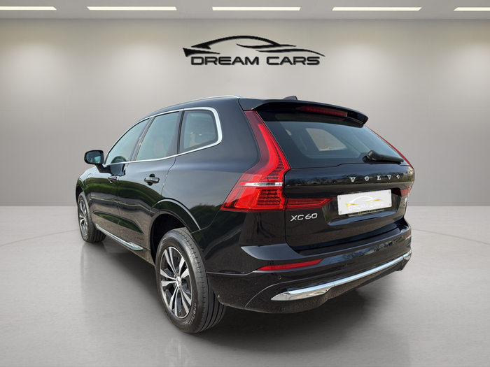 Volvo XC60 T6 Recharge Inscription Expression AWD Auto 250 kW (340 CV) Vehículo usado en Madrid Volvo XC60 T6 Recharge Inscription Expression AWD Auto 250 kW (340 CV) Vehículo usado en Madrid