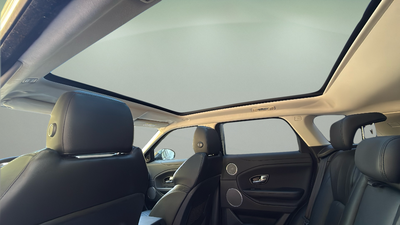 Land Rover Range Rover Evoque 2.0 TD4 SE 4WD Auto 132 kW (180 CV) 12 Land Rover Range Rover Evoque 2.0 TD4 SE 4WD Auto 132 kW (180 CV) 12