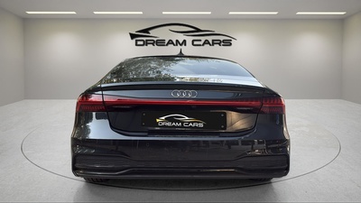 Audi A7 Sportback Competition 55 TFSIe quattro 270 kW (367 CV) S tronic 4 Audi A7 Sportback Competition 55 TFSIe quattro 270 kW (367 CV) S tronic 4