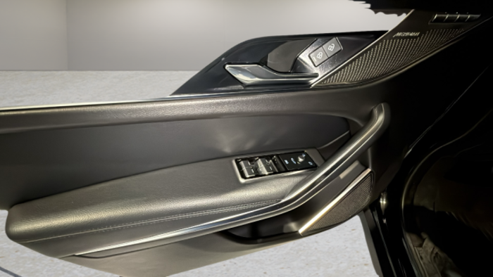 Jaguar F-PACE 2.0D l4 MHEV SE AWD Auto 150 kW (204 CV) Vehículo usado en Madrid Jaguar F-PACE 2.0D l4 MHEV SE AWD Auto 150 kW (204 CV) Vehículo usado en Madrid