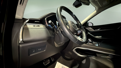 Jaguar F-PACE 2.0D l4 MHEV SE AWD Auto 150 kW (204 CV) 11 Jaguar F-PACE 2.0D l4 MHEV SE AWD Auto 150 kW (204 CV) 11