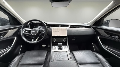 Jaguar F-PACE 2.0D l4 MHEV SE AWD Auto 150 kW (204 CV) 11 Jaguar F-PACE 2.0D l4 MHEV SE AWD Auto 150 kW (204 CV) 11