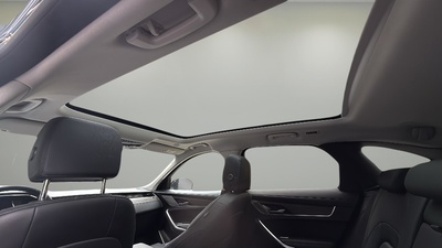 Jaguar F-PACE 2.0D l4 MHEV SE AWD Auto 150 kW (204 CV) 16 Jaguar F-PACE 2.0D l4 MHEV SE AWD Auto 150 kW (204 CV) 16