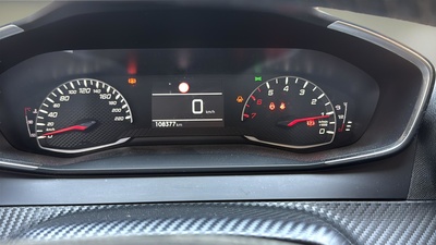 Peugeot 208 BlueHDi 100 Active 75 kW (100 CV) 16 Peugeot 208 BlueHDi 100 Active 75 kW (100 CV) 16