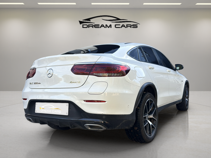 Mercedes-Benz GLC Coupé 300 de 4Matic 225 kW (306 CV) Vehículo usado en Madrid Mercedes-Benz GLC Coupé 300 de 4Matic 225 kW (306 CV) Vehículo usado en Madrid