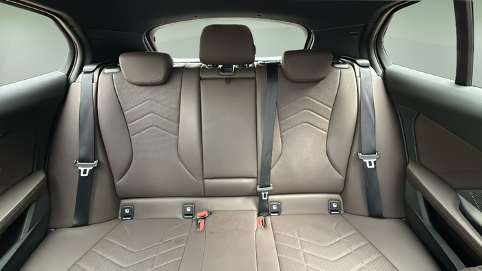 BMW Serie 1 120i 125 kW (170 CV) Vehículo usado en Madrid BMW Serie 1 120i 125 kW (170 CV) Vehículo usado en Madrid