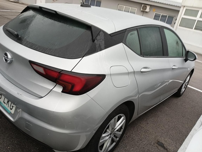Opel Astra 1.2 Turbo SHL GS Line 81 kW (110 CV) Vehículo usado en Madrid Opel Astra 1.2 Turbo SHL GS Line 81 kW (110 CV) Vehículo usado en Madrid