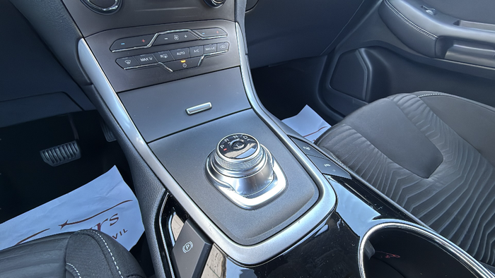 Ford S-Max 2.5 Duratec Atkinson FHEV Trend 140 kW (190 CV) Vehículo usado en Madrid Ford S-Max 2.5 Duratec Atkinson FHEV Trend 140 kW (190 CV) Vehículo usado en Madrid