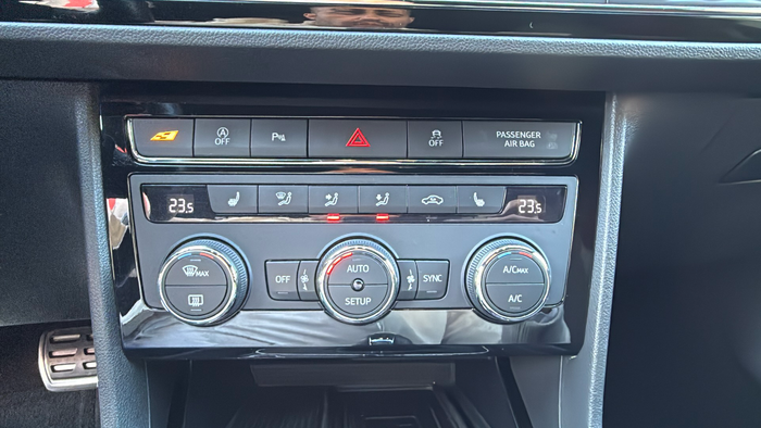 SEAT León ST 2.0 TSI S&S Cupra 4Drive DSG 221 kW (300 CV) Vehículo usado en Madrid SEAT León ST 2.0 TSI S&S Cupra 4Drive DSG 221 kW (300 CV) Vehículo usado en Madrid