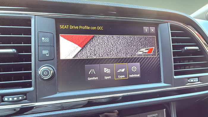 SEAT León ST 2.0 TSI S&S Cupra 4Drive DSG 221 kW (300 CV) Vehículo usado en Madrid SEAT León ST 2.0 TSI S&S Cupra 4Drive DSG 221 kW (300 CV) Vehículo usado en Madrid
