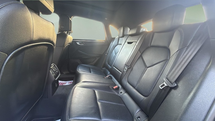 Porsche Macan 180 kW (245 CV) Vehículo usado en Madrid Porsche Macan 180 kW (245 CV) Vehículo usado en Madrid