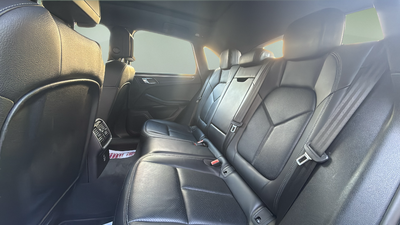 Porsche Macan 180 kW (245 CV) 14 Porsche Macan 180 kW (245 CV) 14