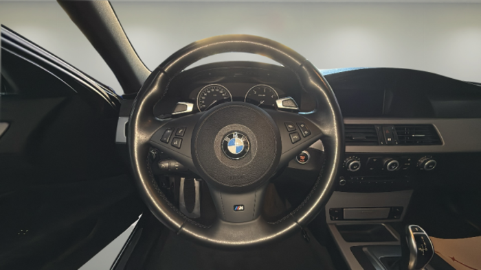 BMW Serie 5 530d Touring 173 kW (235 CV) Vehículo usado en Madrid BMW Serie 5 530d Touring 173 kW (235 CV) Vehículo usado en Madrid