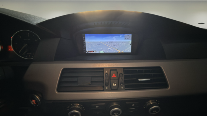 BMW Serie 5 530d Touring 173 kW (235 CV) Vehículo usado en Madrid BMW Serie 5 530d Touring 173 kW (235 CV) Vehículo usado en Madrid