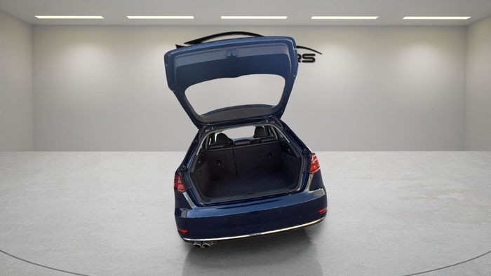 Audi A3 Sportback design 35 TFSI 110 kW (150 CV) S tronic Vehículo usado en Madrid Audi A3 Sportback design 35 TFSI 110 kW (150 CV) S tronic Vehículo usado en Madrid