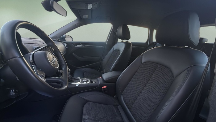 Audi A3 Sportback design 35 TFSI 110 kW (150 CV) S tronic Vehículo usado en Madrid Audi A3 Sportback design 35 TFSI 110 kW (150 CV) S tronic Vehículo usado en Madrid