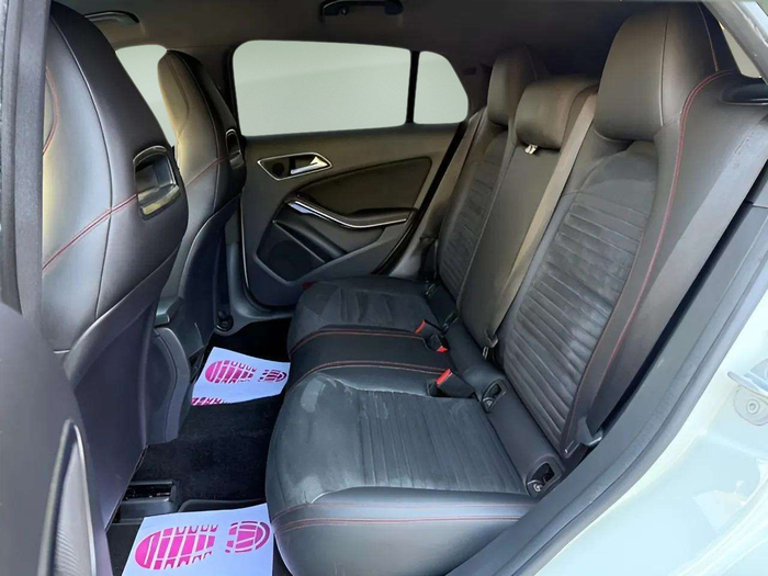 Mercedes-Benz CLA Shooting Brake CLA 200 d 100 kW (136 CV) Vehículo usado en Madrid Mercedes-Benz CLA Shooting Brake CLA 200 d 100 kW (136 CV) Vehículo usado en Madrid