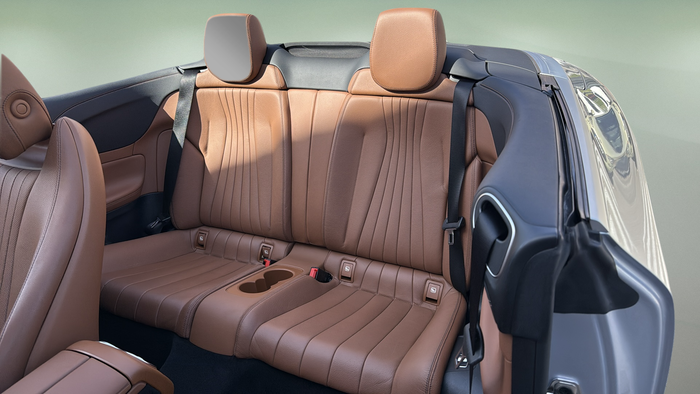 Mercedes-Benz Clase E 220 d Cabrio 143 kW (194 CV) Vehículo usado en Madrid Mercedes-Benz Clase E 220 d Cabrio 143 kW (194 CV) Vehículo usado en Madrid