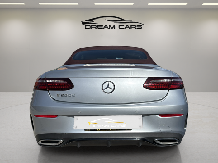 Mercedes-Benz Clase E 220 d Cabrio 143 kW (194 CV) Vehículo usado en Madrid Mercedes-Benz Clase E 220 d Cabrio 143 kW (194 CV) Vehículo usado en Madrid