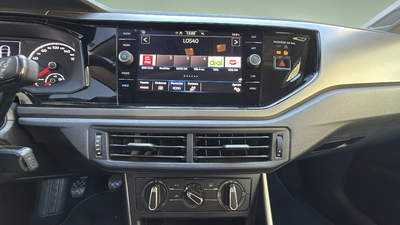 Volkswagen Polo Advance 1.0 TSI 70 kW (95 CV) 15 Volkswagen Polo Advance 1.0 TSI 70 kW (95 CV) 15