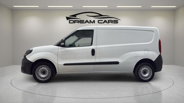 Fiat Dobló Cargo Furgon 1.4 Multijet Maxi SX GNC 88 kW (120 CV) Vehículo usado en Madrid Fiat Dobló Cargo Furgon 1.4 Multijet Maxi SX GNC 88 kW (120 CV) Vehículo usado en Madrid