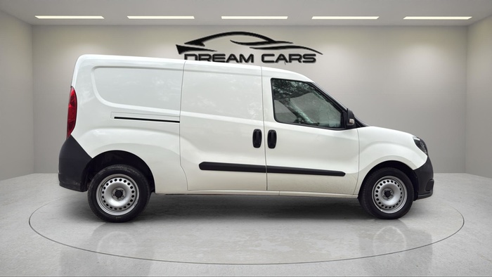 Fiat Dobló Cargo Furgon 1.4 Multijet Maxi SX GNC 88 kW (120 CV) Vehículo usado en Madrid Fiat Dobló Cargo Furgon 1.4 Multijet Maxi SX GNC 88 kW (120 CV) Vehículo usado en Madrid