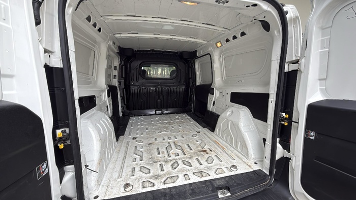 Fiat Dobló Cargo Furgon 1.4 Multijet Maxi SX GNC 88 kW (120 CV) Vehículo usado en Madrid Fiat Dobló Cargo Furgon 1.4 Multijet Maxi SX GNC 88 kW (120 CV) Vehículo usado en Madrid