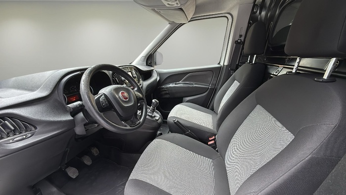 Fiat Dobló Cargo Furgon 1.4 Multijet Maxi SX GNC 88 kW (120 CV) Vehículo usado en Madrid Fiat Dobló Cargo Furgon 1.4 Multijet Maxi SX GNC 88 kW (120 CV) Vehículo usado en Madrid