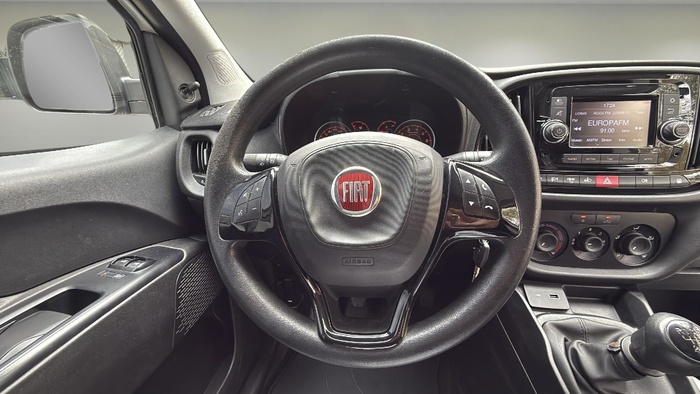 Fiat Dobló Cargo Furgon 1.4 Multijet Maxi SX GNC 88 kW (120 CV) Vehículo usado en Madrid Fiat Dobló Cargo Furgon 1.4 Multijet Maxi SX GNC 88 kW (120 CV) Vehículo usado en Madrid