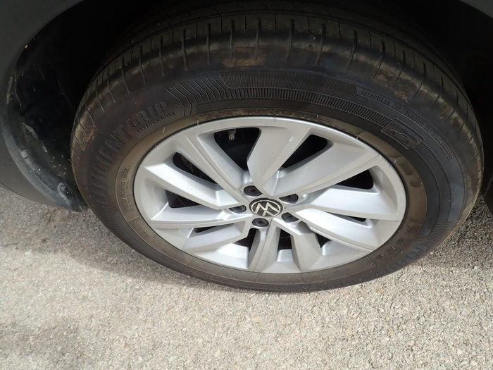 Volkswagen T-Cross Advance 1.0 TSI 70 kW (95 CV) Vehículo usado en Madrid Volkswagen T-Cross Advance 1.0 TSI 70 kW (95 CV) Vehículo usado en Madrid