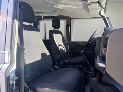 Land Rover Defender 110 SW E 90 kW (122 CV) 3 Land Rover Defender 110 SW E 90 kW (122 CV) 3