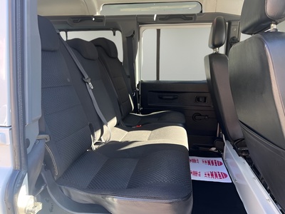 Land Rover Defender 110 SW E 90 kW (122 CV) 4 Land Rover Defender 110 SW E 90 kW (122 CV) 4