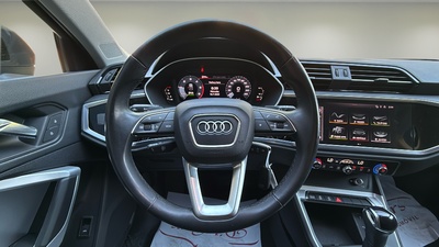 Audi Q3 Sportback Advanced 35 TDI 110 kW (150 CV) S tronic 17 Audi Q3 Sportback Advanced 35 TDI 110 kW (150 CV) S tronic 17