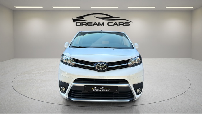 Toyota Proace Verso Combi 1.6D Compact 70 kW (95 CV) Vehículo usado en Madrid Toyota Proace Verso Combi 1.6D Compact 70 kW (95 CV) Vehículo usado en Madrid