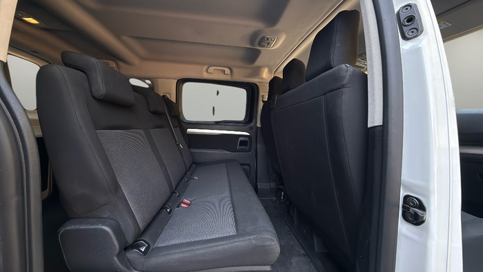 Toyota Proace Verso Combi 1.6D Compact 70 kW (95 CV) Vehículo usado en Madrid Toyota Proace Verso Combi 1.6D Compact 70 kW (95 CV) Vehículo usado en Madrid