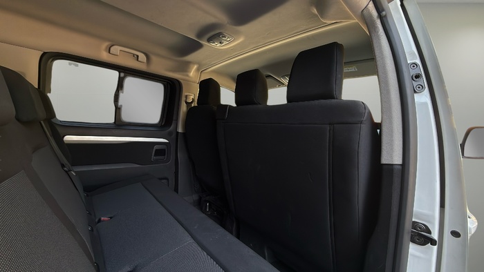 Toyota Proace Verso Combi 1.6D Compact 70 kW (95 CV) Vehículo usado en Madrid Toyota Proace Verso Combi 1.6D Compact 70 kW (95 CV) Vehículo usado en Madrid