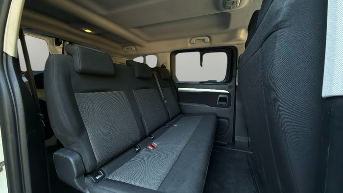 Toyota Proace Verso Combi 1.6D Compact 70 kW (95 CV) Vehículo usado en Madrid Toyota Proace Verso Combi 1.6D Compact 70 kW (95 CV) Vehículo usado en Madrid