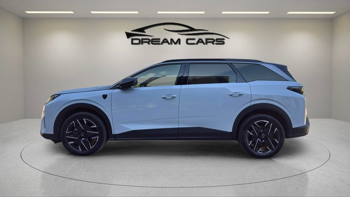 Peugeot 5008 Hybrid 1.2 GT eDCS6 100 kW (136 CV) Vehículo usado en Madrid Peugeot 5008 Hybrid 1.2 GT eDCS6 100 kW (136 CV) Vehículo usado en Madrid