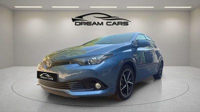 Toyota Auris 140H Hybrid Business 100 kW (136 CV) 1 Toyota Auris 140H Hybrid Business 100 kW (136 CV) 1