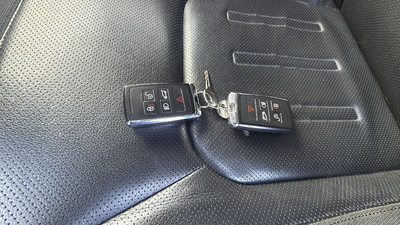 Land Rover Defender 110 D200 SD4 S 4WD Auto 147 kW (200 CV) 12 Land Rover Defender 110 D200 SD4 S 4WD Auto 147 kW (200 CV) 12