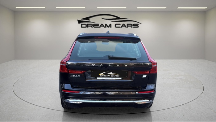 Volvo XC60 T6 Recharge Inscription Expression AWD Auto 250 kW (340 CV) Vehículo usado en Madrid Volvo XC60 T6 Recharge Inscription Expression AWD Auto 250 kW (340 CV) Vehículo usado en Madrid