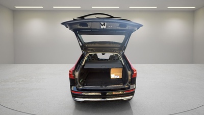 Volvo XC60 T6 Recharge Inscription Expression AWD Auto 250 kW (340 CV) 16 Volvo XC60 T6 Recharge Inscription Expression AWD Auto 250 kW (340 CV) 16