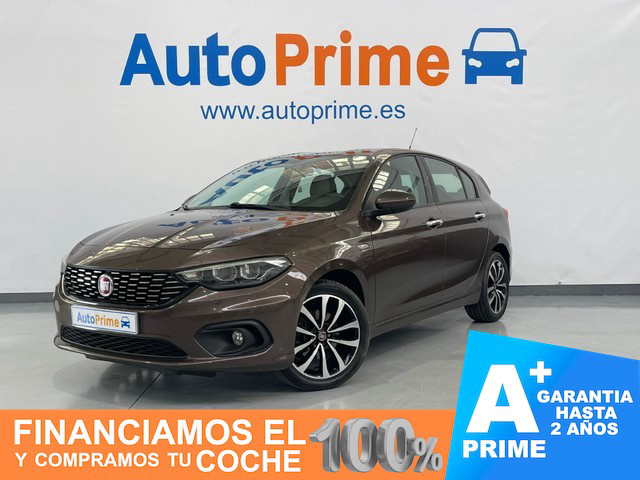 Fiat Tipo 1.4 Lounge 70 kW (95 CV) Vehículo usado en Madrid