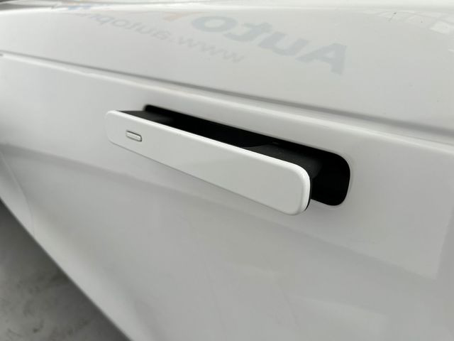 Land Rover Range Rover Velar D240 S 4WD Auto 177 kW (240 CV) 29