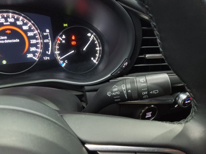 Mazda Mazda 3 2.5L E-SKY G MHEV Takumi 103 kW (140 CV) KM0 en Lleida Mazda Mazda 3 2.5L E-SKY G MHEV Takumi 103 kW (140 CV) KM0 en Lleida